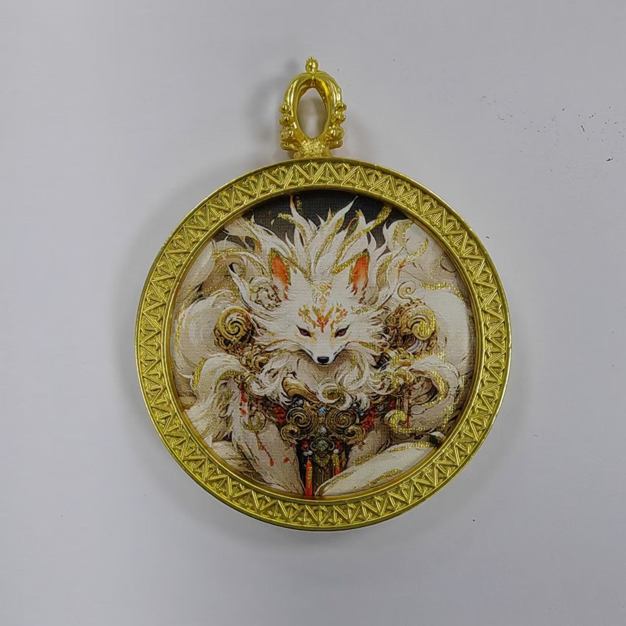 Round golden thangka pendant Beautiful pendant necklace Ancient Chinese pure painting art