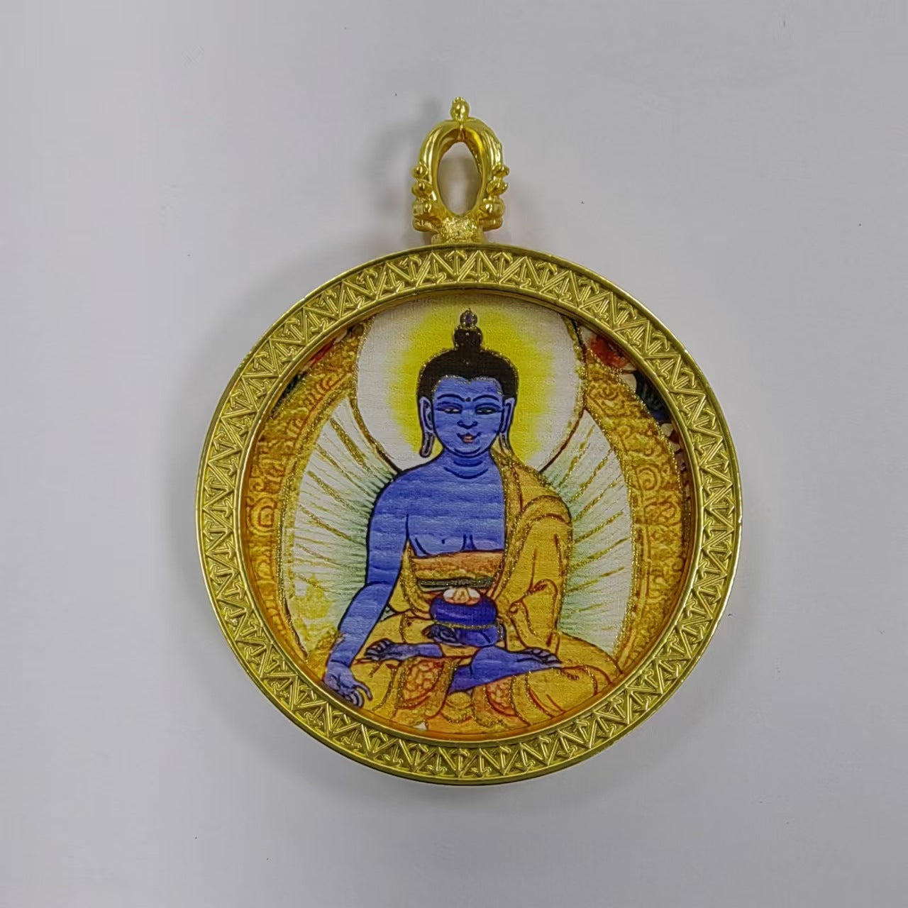 Round golden thangka pendant Beautiful pendant necklace Ancient Chinese pure painting art