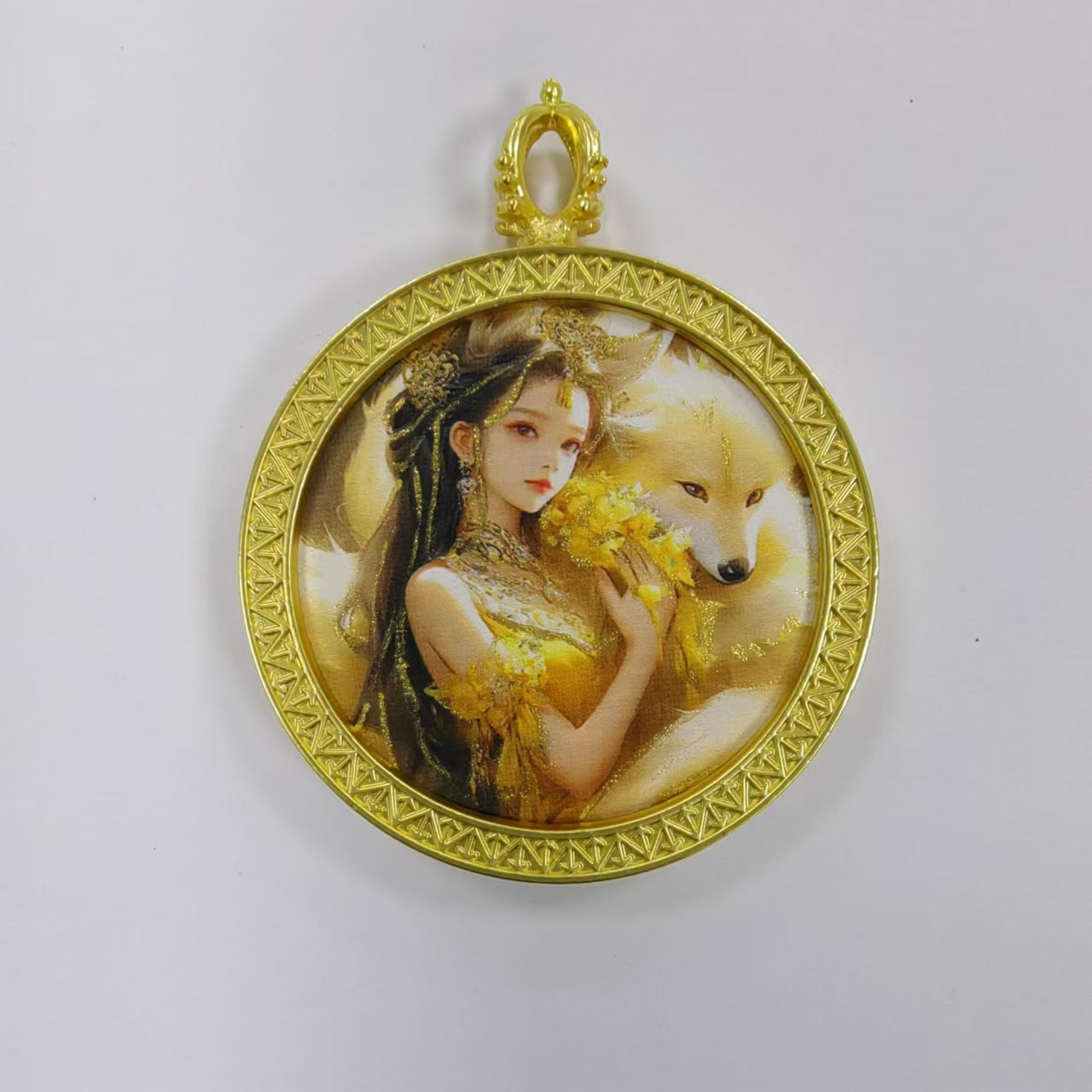Round golden thangka pendant Beautiful pendant necklace Ancient Chinese pure painting art