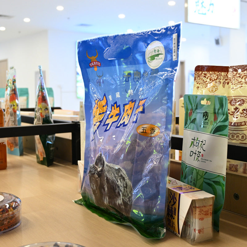 Qinghai specialty snowy Tibetan plateau yak jerky with five-spice flavor; rich in nutrition and ready to eat