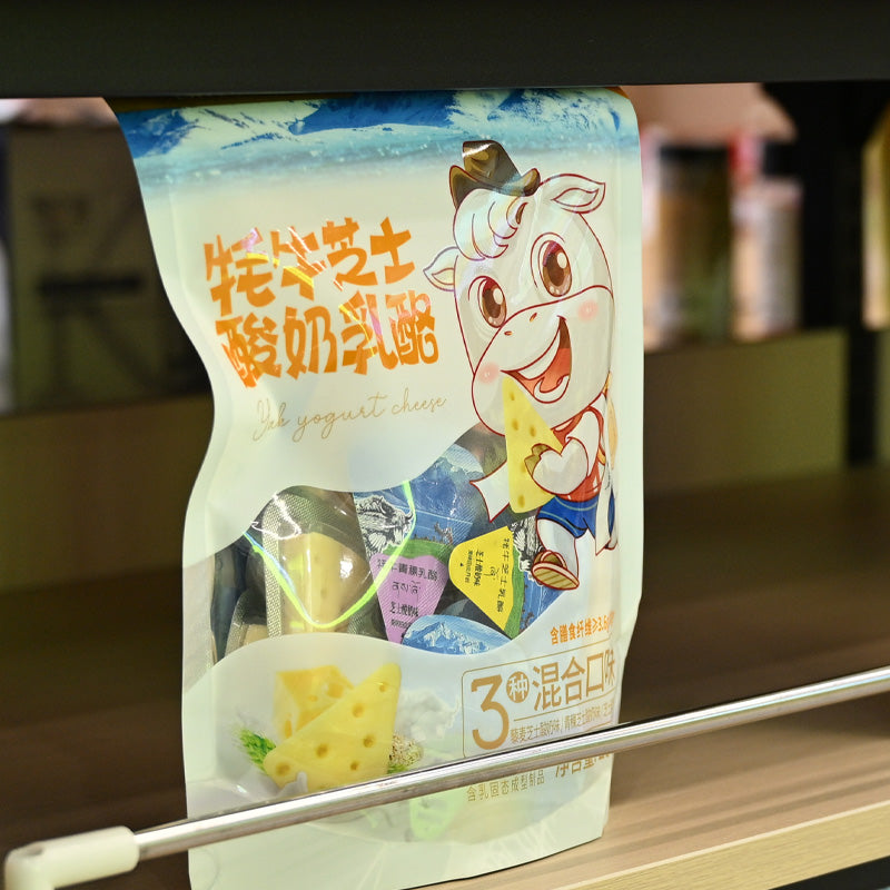Qinghai specialty yak cheese yogurt cheese mixed flavors plateau characteristic